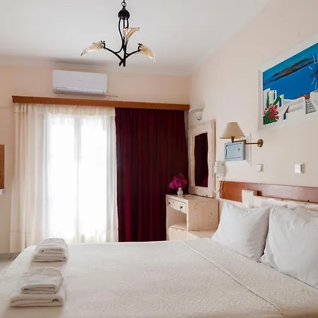 Hotell Santorini 2*