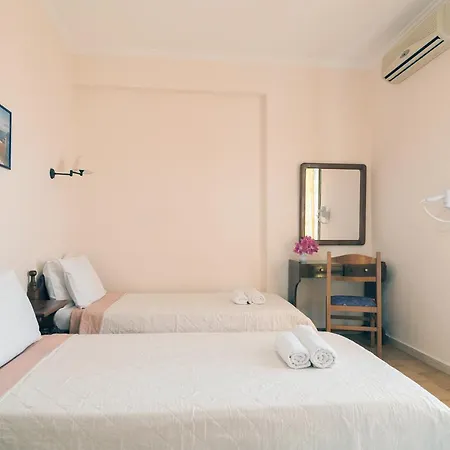 Santorini Hotell